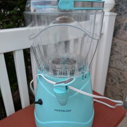 Nostalgia Frozen Drink Machine