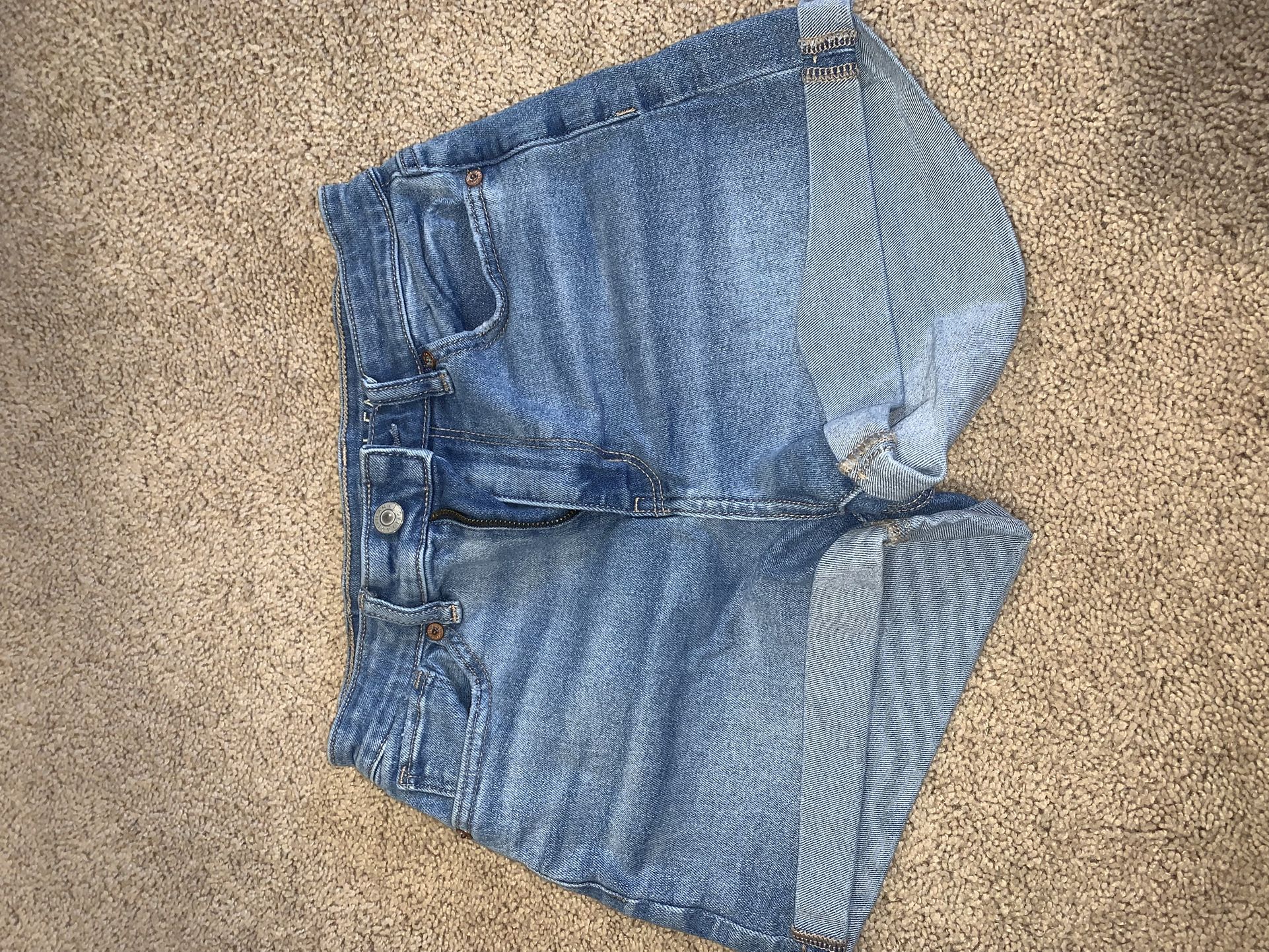 AE Mom Jean Shorts Size 00