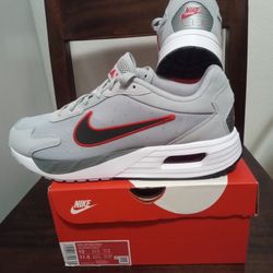 New Size 10 Mens $80