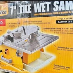 New in Box -WorkForce THD550 Wet/Dry 7 Inch Tile Cutter