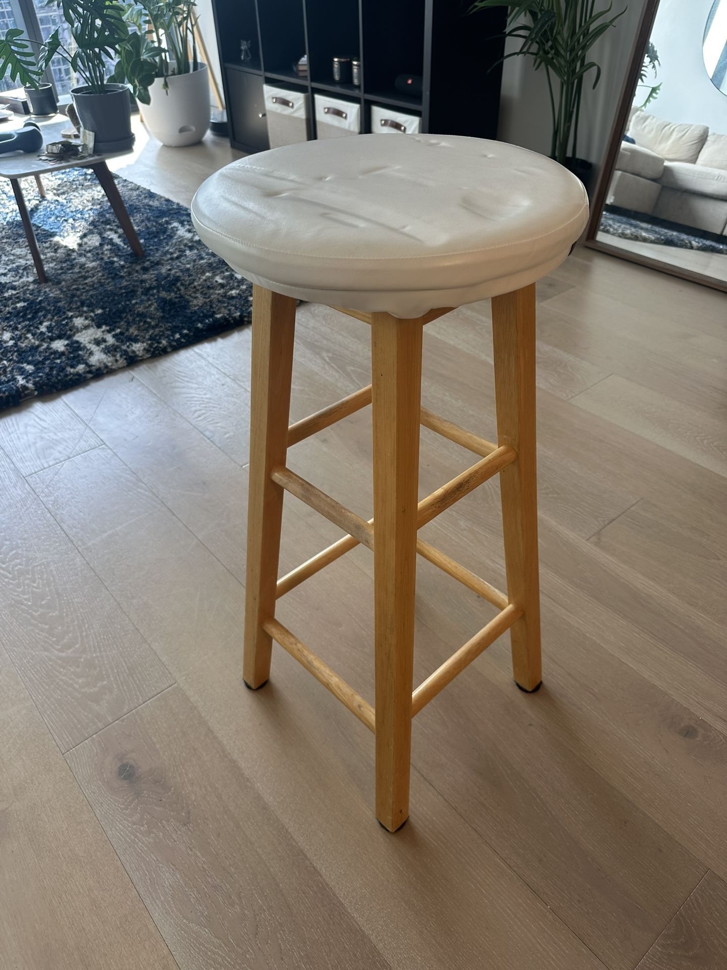 Wooden Bar Stool (1)