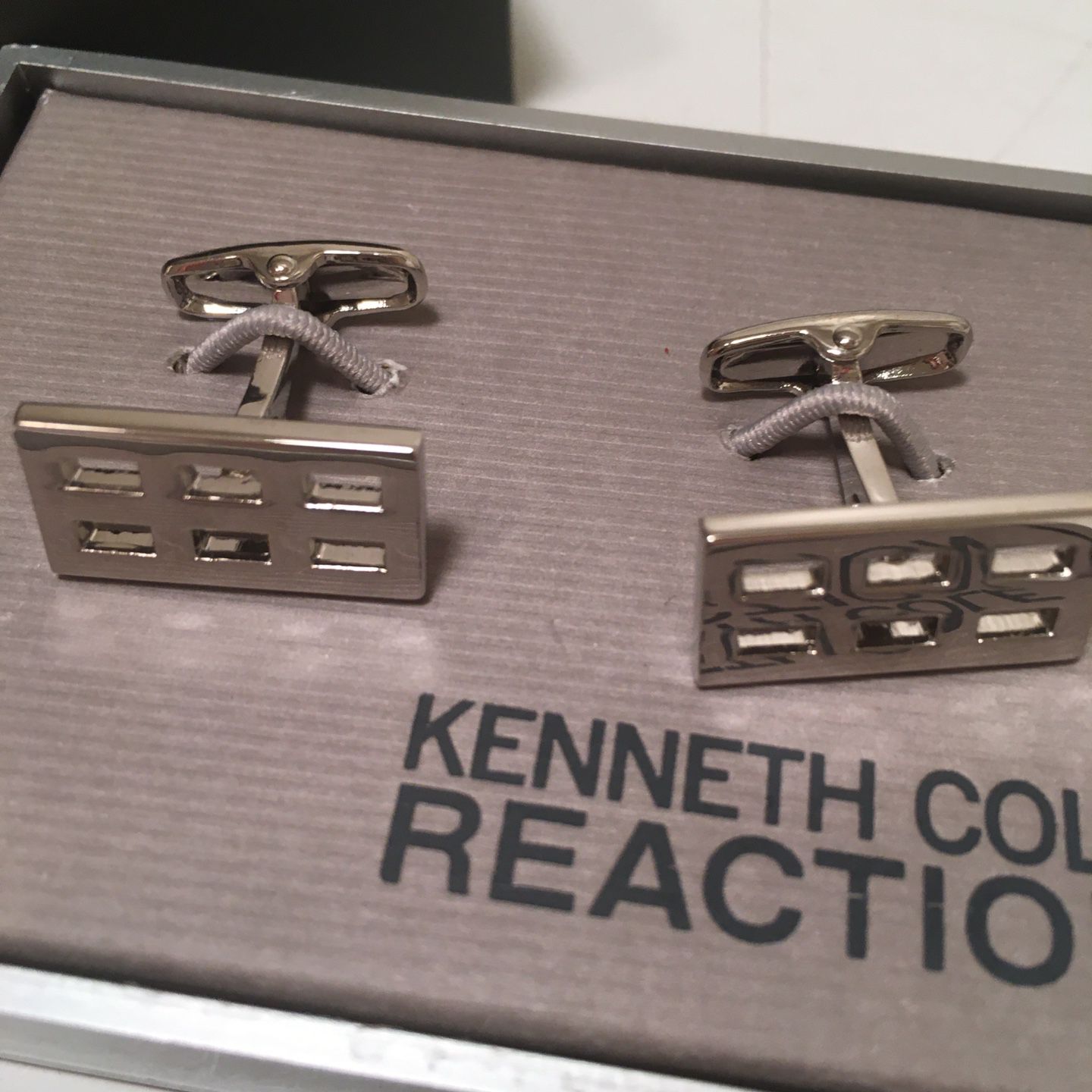 Kenneth Cole Reaction Silver Waffle Rectangle Cuff Links