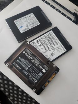 Lot Of 3 Sata Ssd Hard Drives 256GB