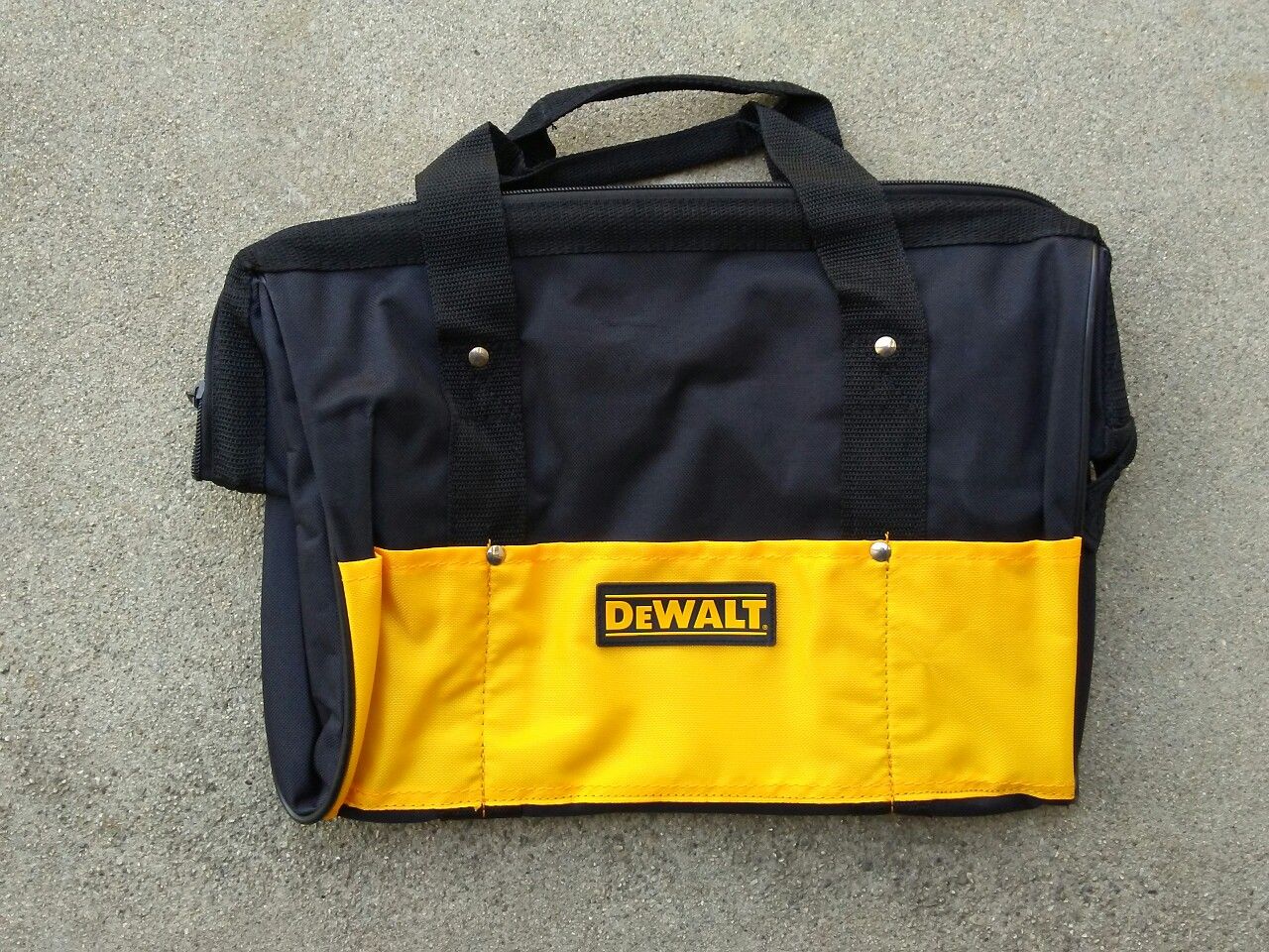 DeWalt Contractors Tool Bag 15" NEW