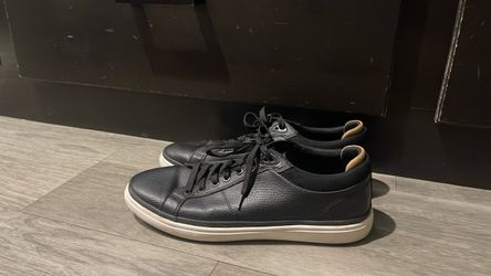 Black Aldo Finespec shoe size 8