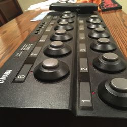 YAMAHA MFC10 MIDI FOOT CONTROLLER