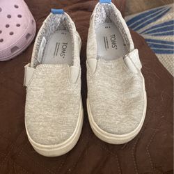 Children’s Tom Slip Ons Size 11