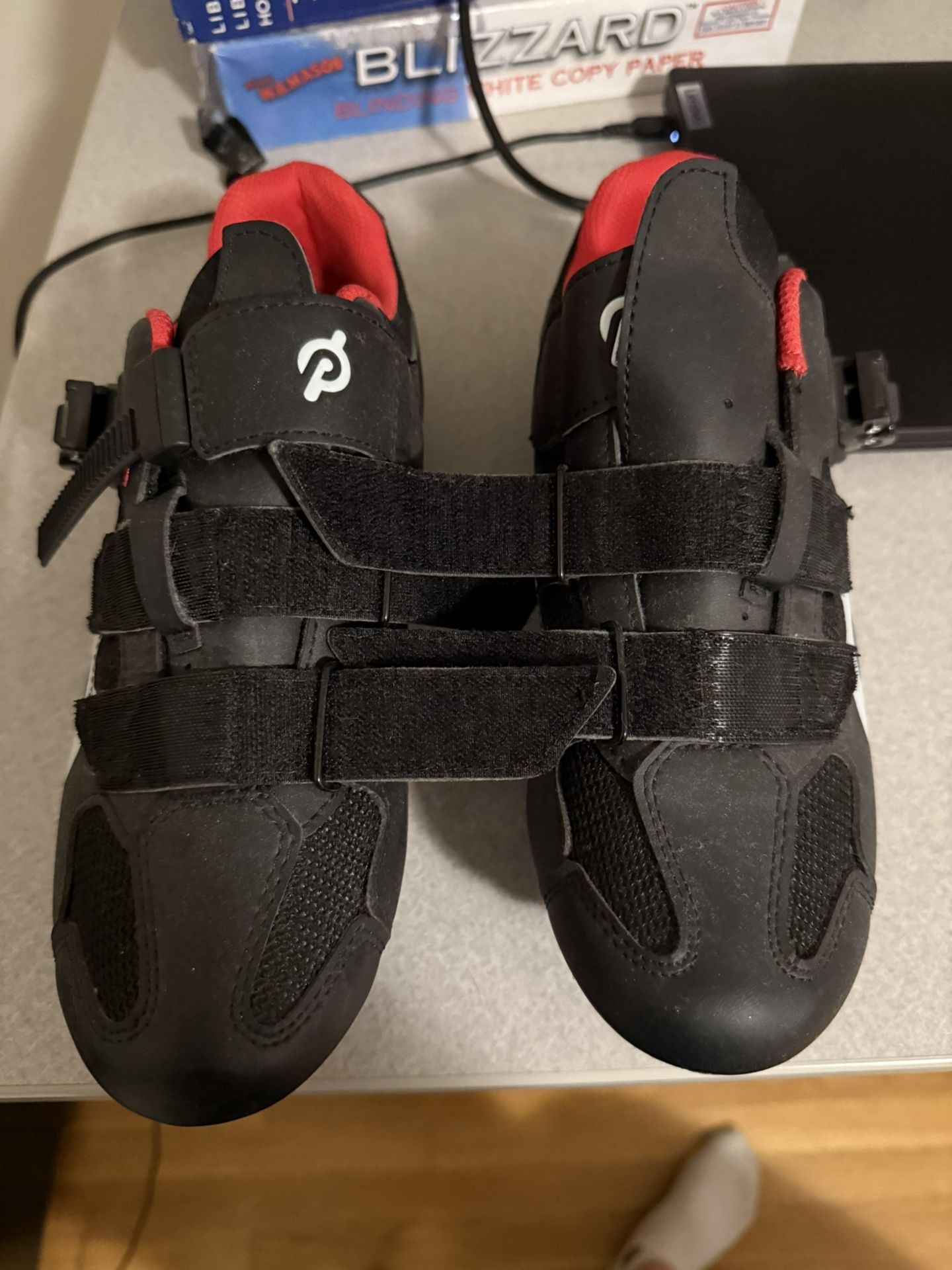Size 9 Peloton shoes (Men’s 9)