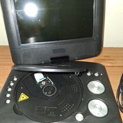 Portable DVD Player With Swivel Screen 