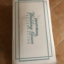 Ivory Strapless Wedding Dress Size 22 In Preservation Box