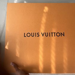 Louis Vuitton 