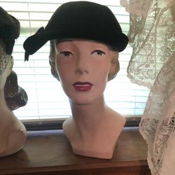 Antique Head Mannequin With Hat 