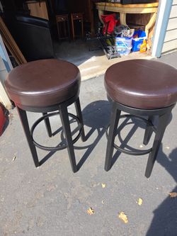 Set of 2 Bar Stools with Brown Leather Seats