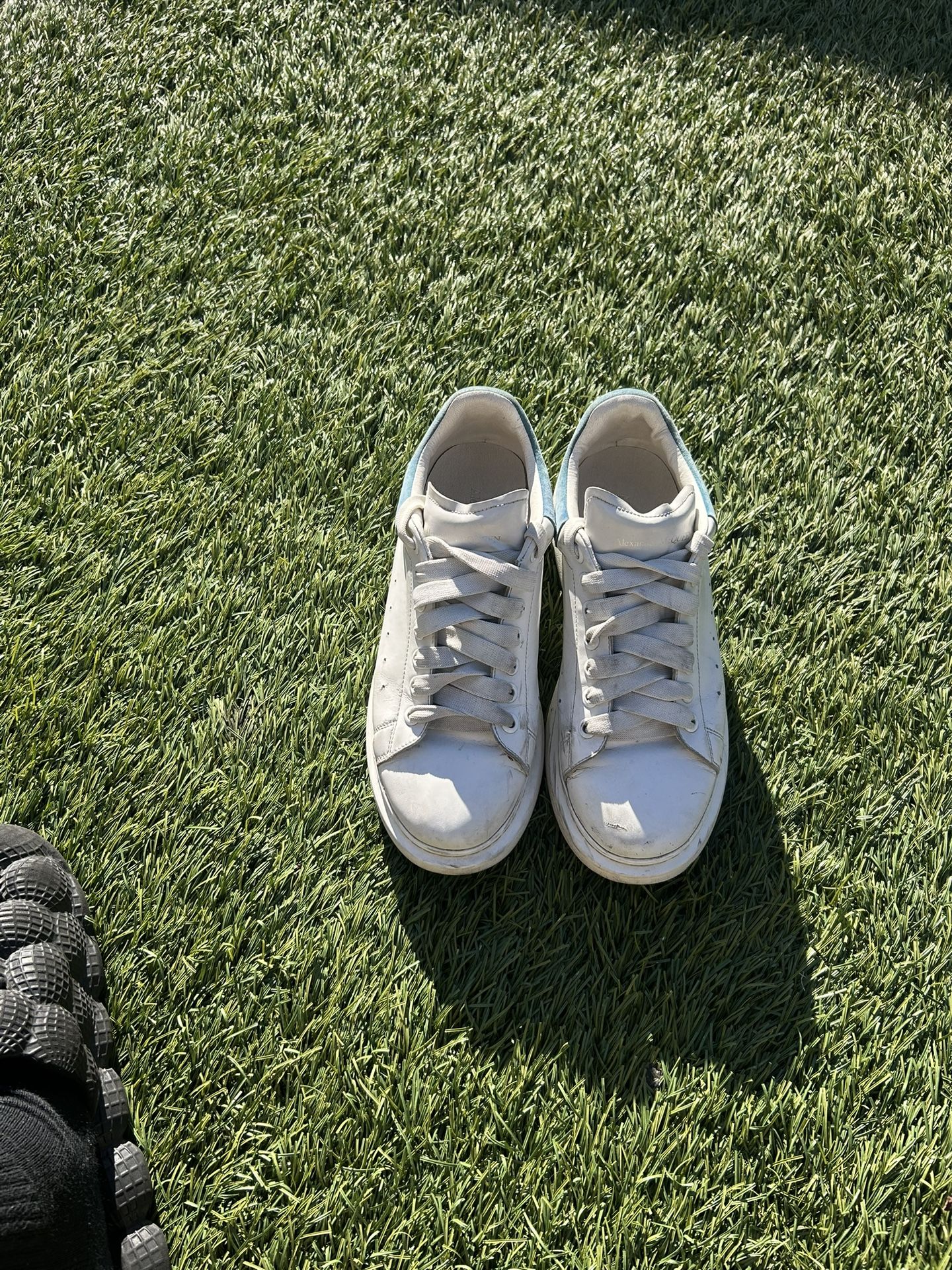 Alexander McQueen 42-43