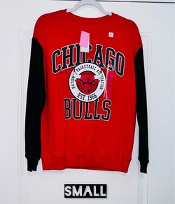 Chicago Bulls sweatshirt size small