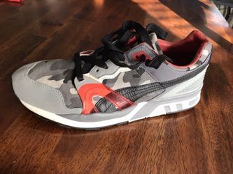 RARE Pumas size 10 1/2 $75