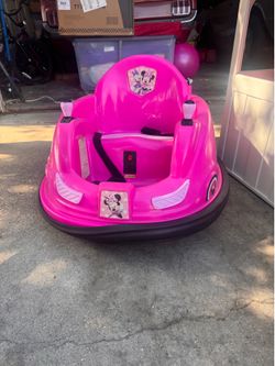 Minnie Mouse ride on toy