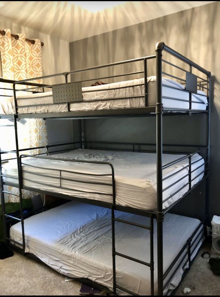 Triple full bunk bed