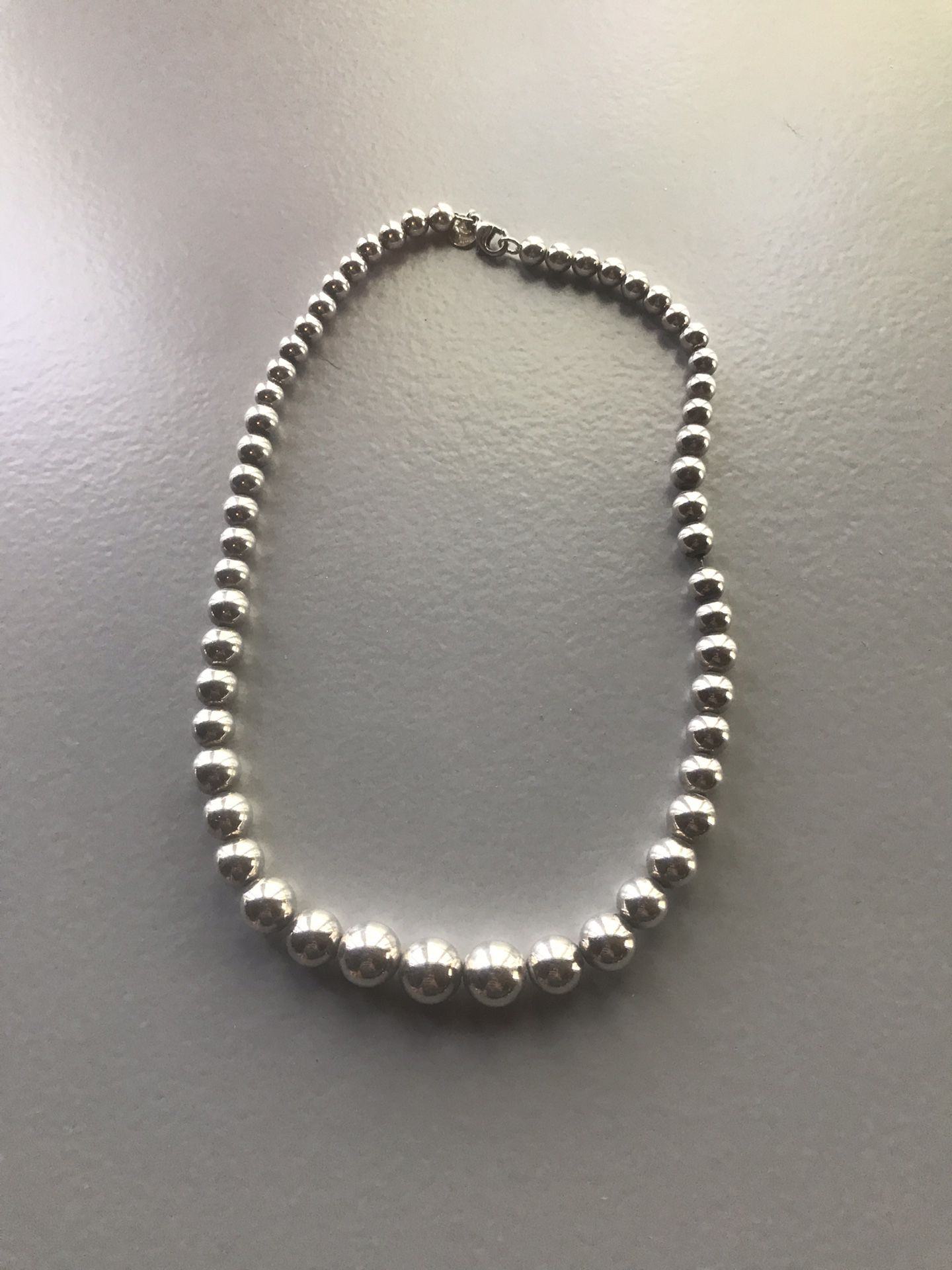 Tiffany & Co HardWese graduated ball necklace in sterling silver