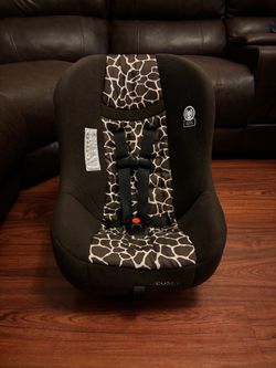 Cosco Toddler Car Seat Giraffe Print
