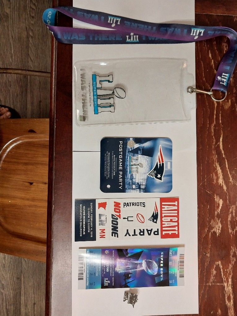 Superbowl 52Full Ticket, Tailgate Pass #0247,Post game Party,Pin,Lanyard/Carrying Case(EAGLES 1ST TITLE )