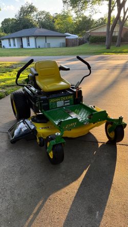 John Deree Z355E hydrostatic 48" Zero riding lawnmower polaris RZR Outlander Honda