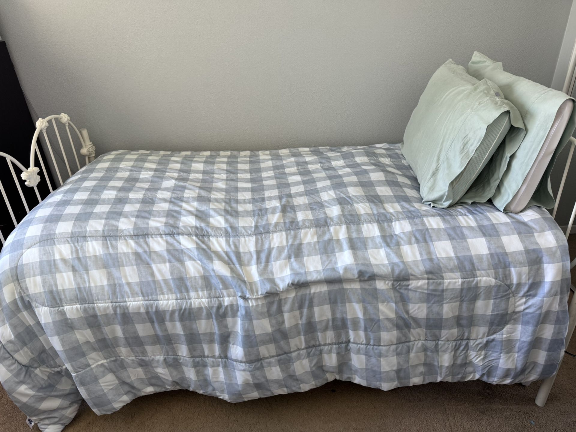 Girls Twin Bed Frame And Mattress 