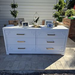 Modern Contemporary (6) Drawer Dresser from Z Galleriei