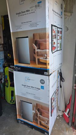 4.4 mini fridge