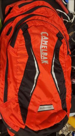 CAMELBAK BLOWFISH EXPANDABLE HYDRATION BACKPACK WITH RESERVOIR HYDRATION PACK WATER BAG BLADDER RED BLACK HIKING BIKING