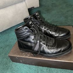 Gucci shoe