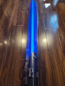 Star Wars Hasbro Force Fx black series lightsaber