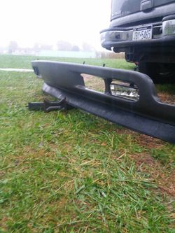 99 to 05 gmc chevy front bumper lip