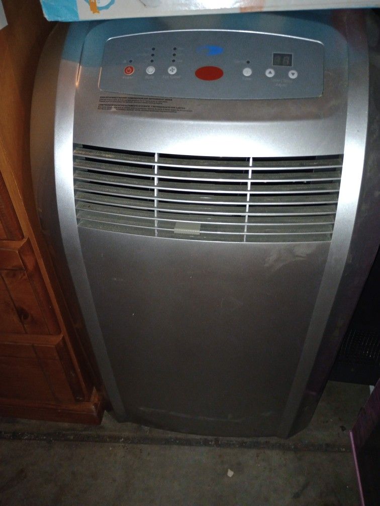 roll AC unit