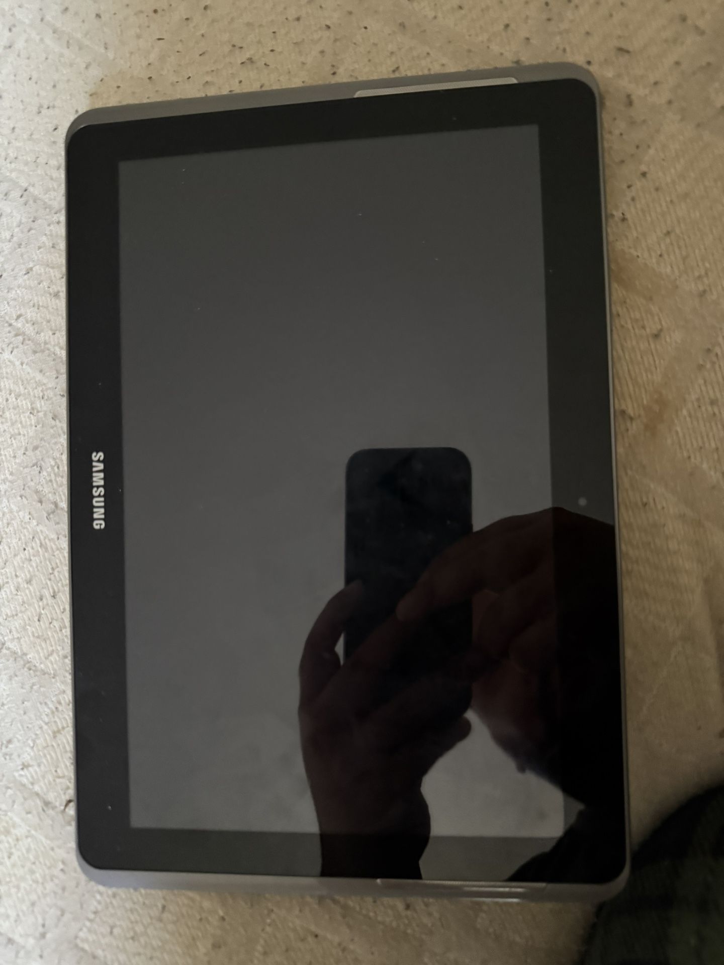 Samsung And Moto G 2025 Tablet And Phone