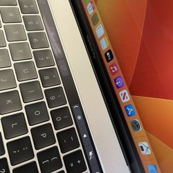 2017 Apple MacBook Pro TouchBar &ID i7 2.90GHz Quad Core 16GB RAM 512GB SSD 4GB GPU 15.4” Retina Ventura