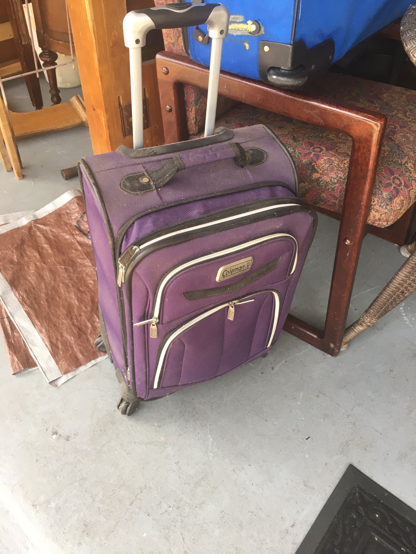 Coleman carry on luggage suitcase maleta veliz