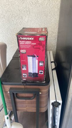 Husky 10,000 Lm Area Utility Light