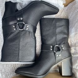 Steve Madden Women's Alessio Moto Heel Mid Boot