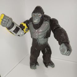 Monsterverse: 11" Giant Kong Roll N Battle Punch Figure by Playmates Toys