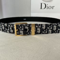 A classic and fashionable belt for men