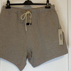 Essentials Shorts
