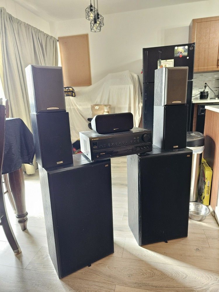 Pioneer Surround Sound System with Speakers