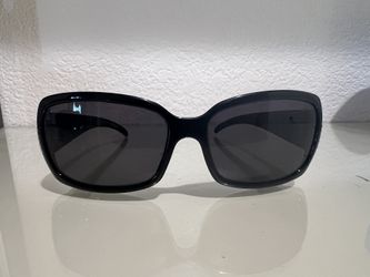 SUNGLASSES FENDI