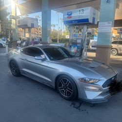 2020 Ford Mustang