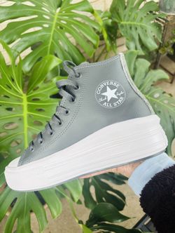 Converse Women’s Chuck Taylor All Star Size 7