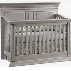 Crib Converts  To Toddler Bed
