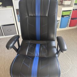 DPS Swivel Game Chair