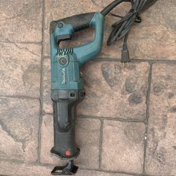 Makita Saw 