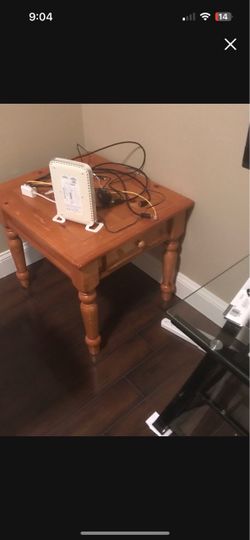 Side table/nightstand